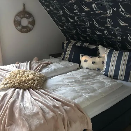 Gudrun, Luxury House *