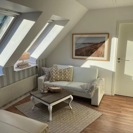 Gudrun, Luxury House *