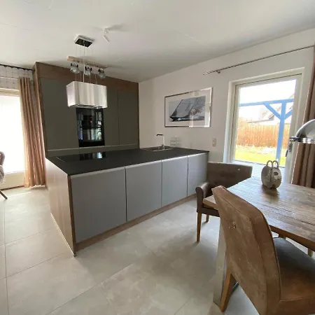 Gudrun, Luxury House * Ostseeheilbad Zingst